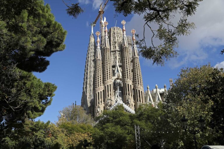 La Sagrada Familia: Sonunda Tamamlanıyor
