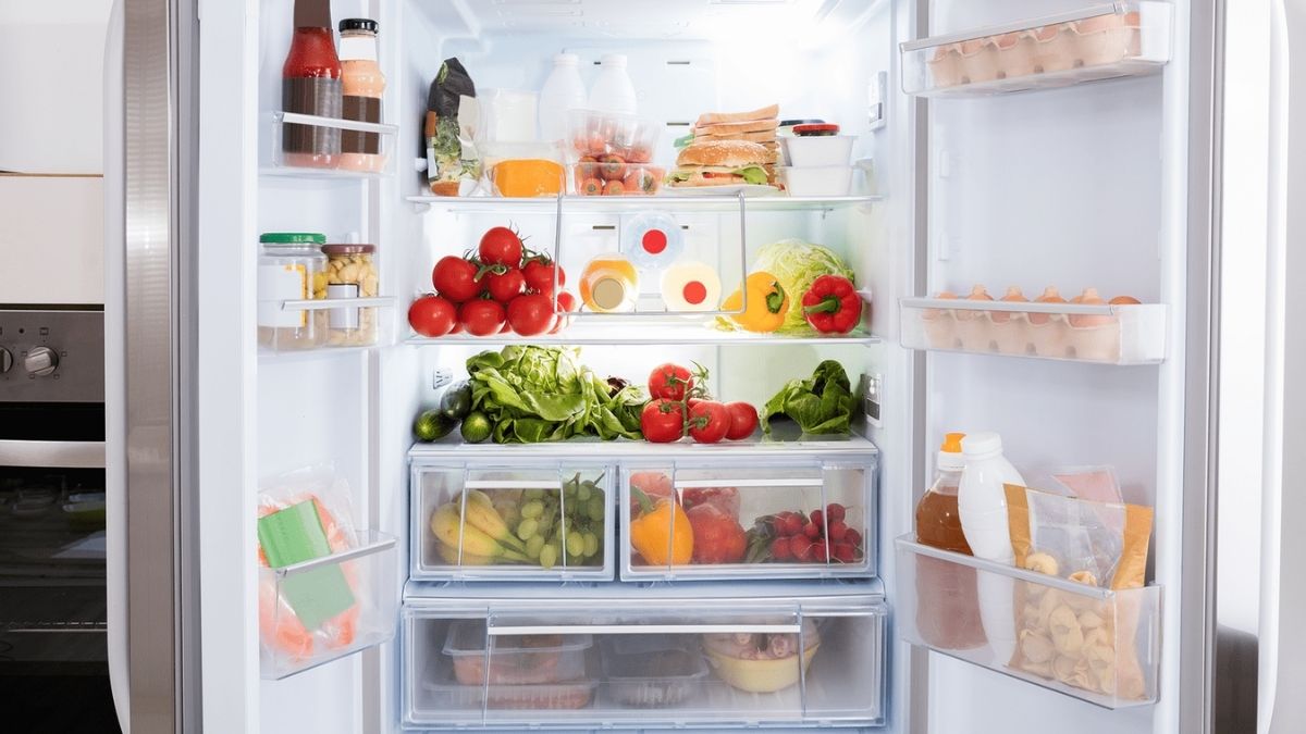 Ürünlerin Daha Uzun Süre Taze Kalması İçin Buzdolabı Düzenlerken Dikkat Etmeniz Gereken 7 Şey