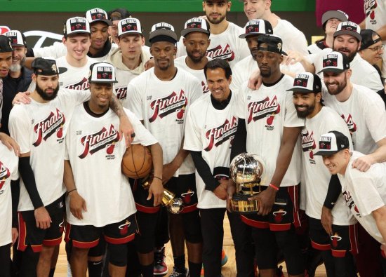 Miami Heat NBA Finalleri'ne Geçerek Denver Nuggets'ın Rakibi Oldu! Ömer Faruk Yurtseven Tarihi Finallerde Boy Gösterecek