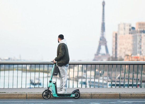 Paris, Elektrikli Scooter Kullanımını Yasaklayan İlk Şehir Oldu - İnovasyonda Yapay Zeka