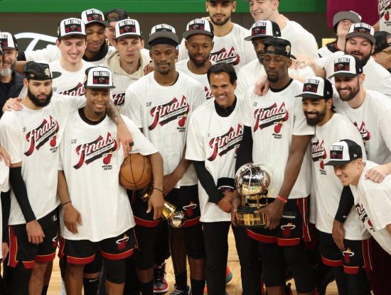 Miami Heat NBA Finalleri'ne Geçerek Denver Nuggets'ın Rakibi Oldu! Ömer Faruk Yurtseven Tarihi Finallerde Boy Gösterecek